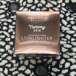 Danessa Myricks Beauty Yummy Skin Lowlighter